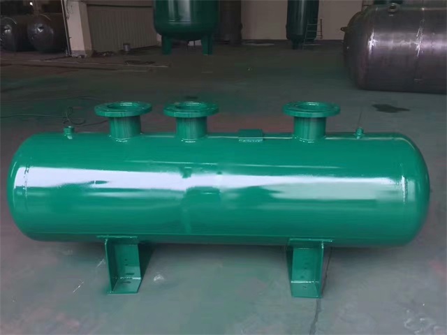 洛隆洛隆洛隆蒸汽分气缸